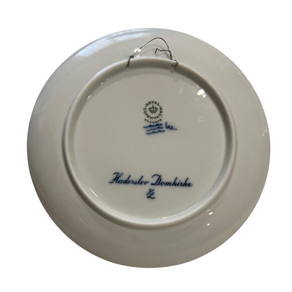 Vintage Royal Copenhagen Haderslev Domkirk Dutch Castle Plate - Picture 2 of 2